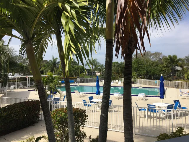 $699,000 | 9472 Southeast Little Club Way South, Jupiter, FL 33469