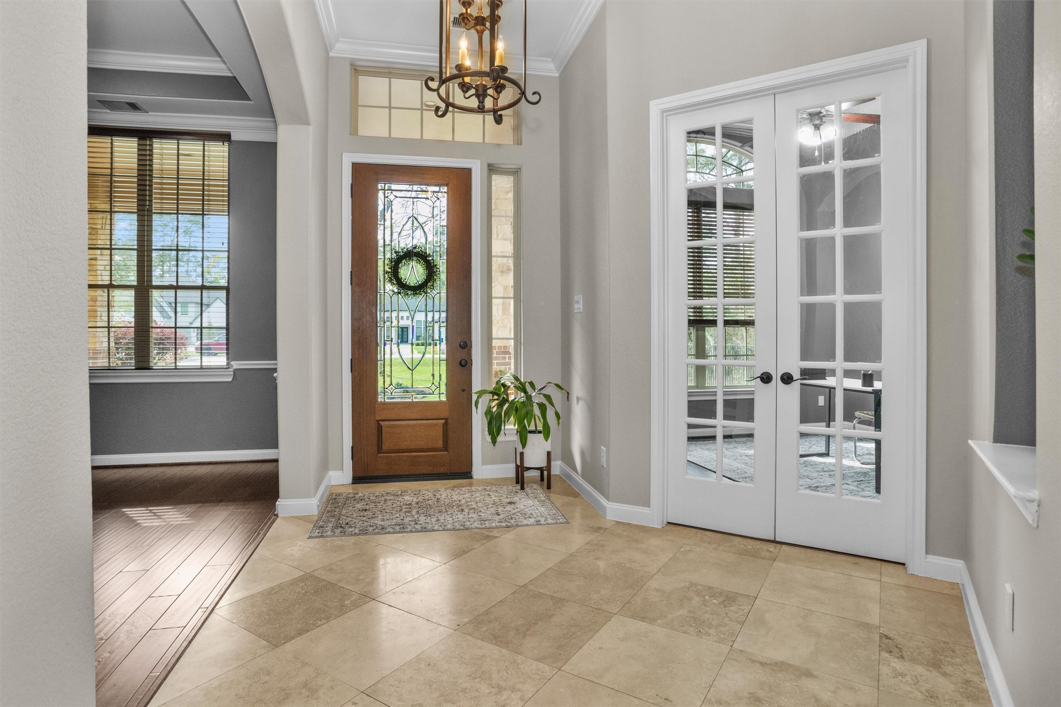 27910 Hansons Court Spring, TX 77386 - Photo 4 of 50 The dedicated study and formal dining flank the home's entry.