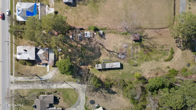 $150,000 | 329 West Jones Street, Trenton, NC 28585