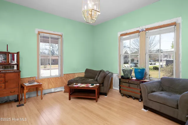 $150,000 | 329 West Jones Street, Trenton, NC 28585