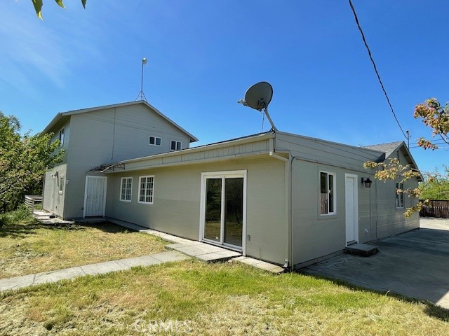 9286 San Benito Avenue Gerber, CA 96035 - Photo 4 of 47