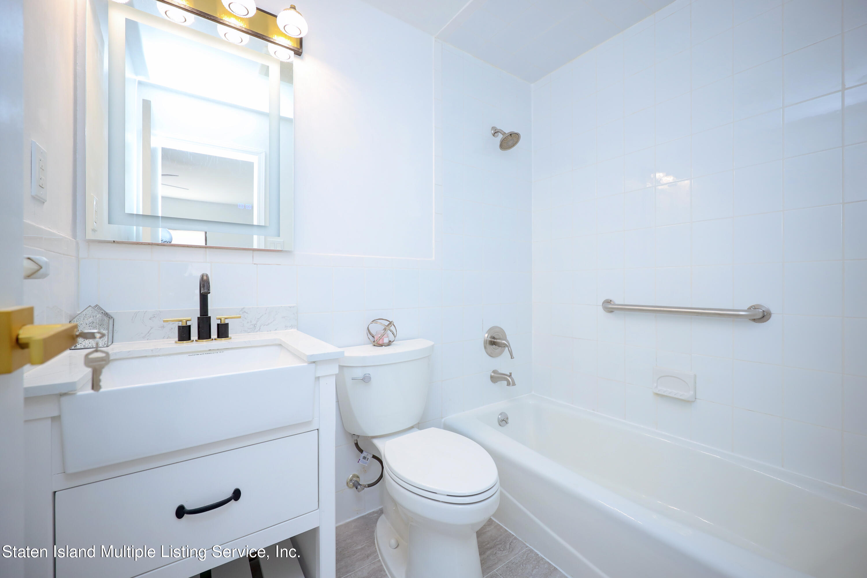 80 Richmond Hill Road, Unit 2M Staten Island, NY 10314 - Photo 17 of 23 9EEA3AE9-BCF6-4984-80F5-4EA1C0A38896
