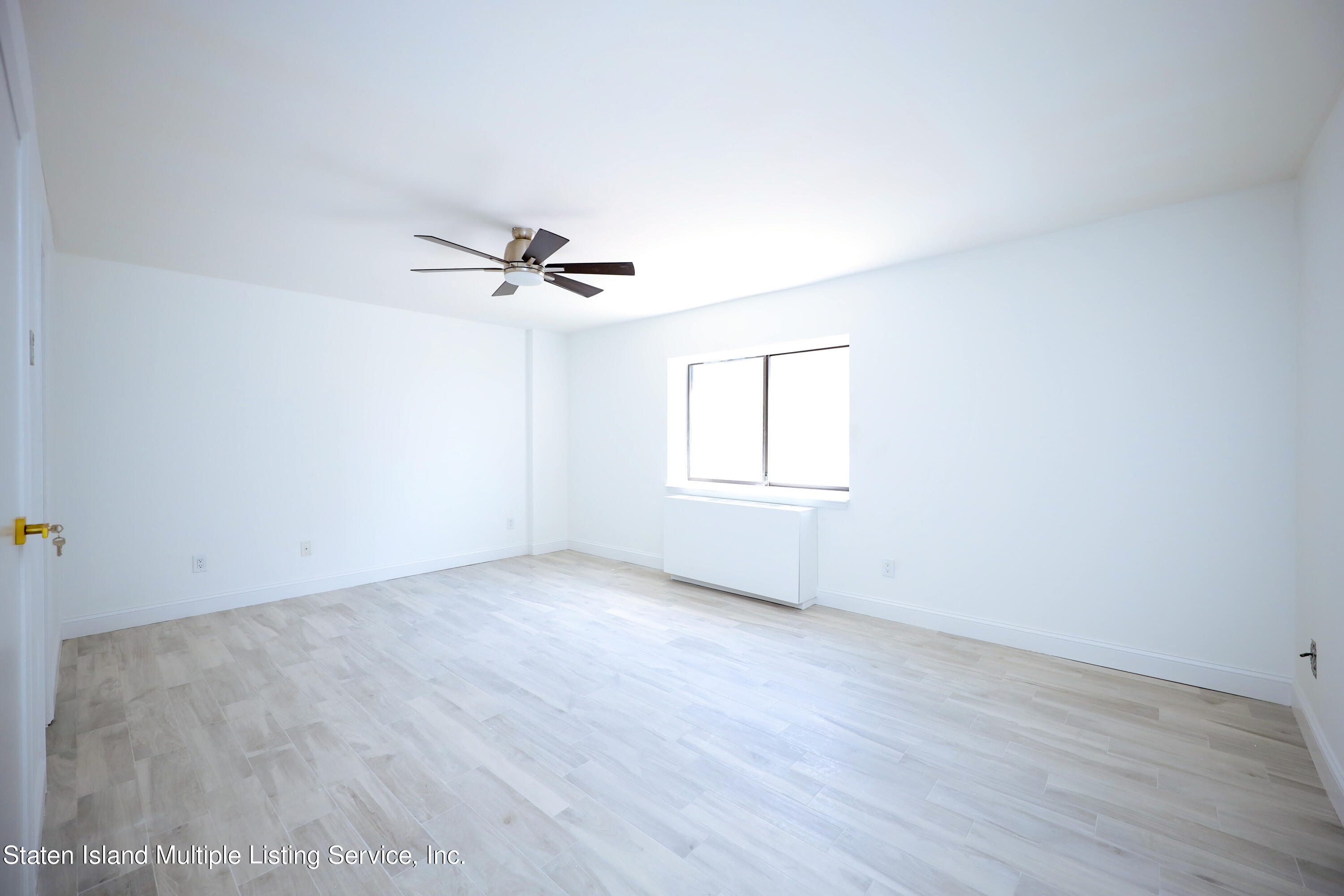 80 Richmond Hill Road, Unit 2M Staten Island, NY 10314 - Photo 19 of 23 DEB897B0-5AB1-490F-8D06-33311CBAC294
