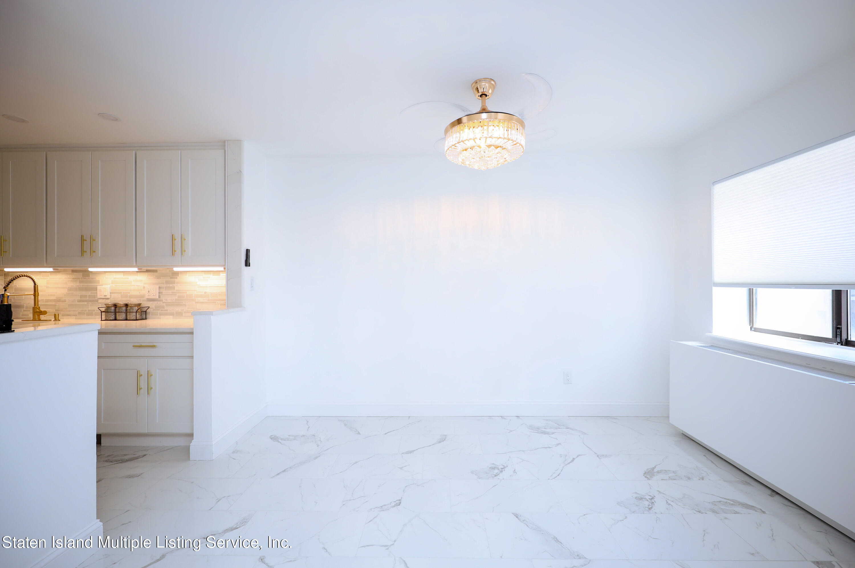 80 Richmond Hill Road, Unit 2M Staten Island, NY 10314 - Photo 9 of 23 C7D7A4F8-D772-4D4C-8193-78CF12566870
