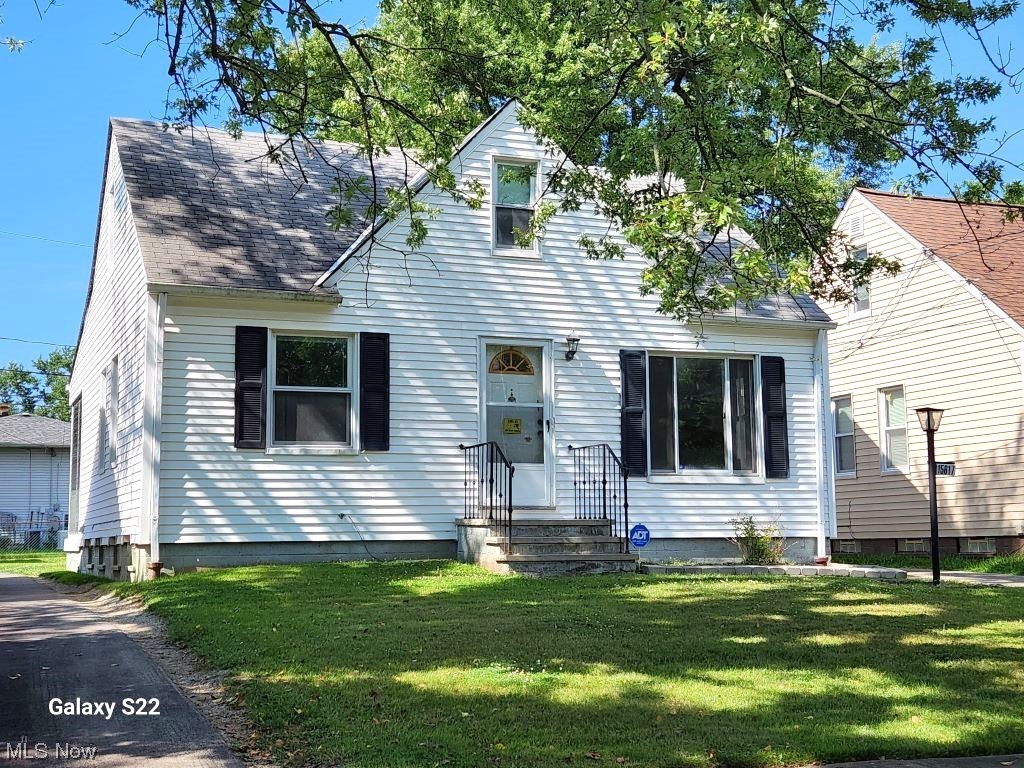 15617 Corkhill Road Maple Heights, OH 44137 - Photo 3 of 33 Gallery Image 3