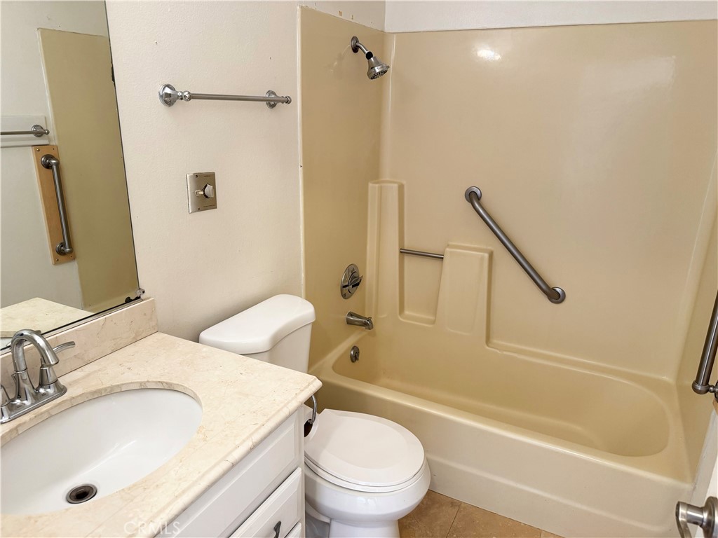 18900 Delaware Street, Unit 352 Huntington Beach, CA 92648 - Photo 8 of 17