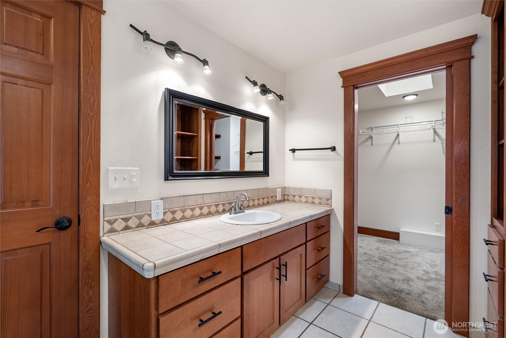 27422 Southeast 236th Street Maple Valley, WA 98038 - Photo 16 of 34