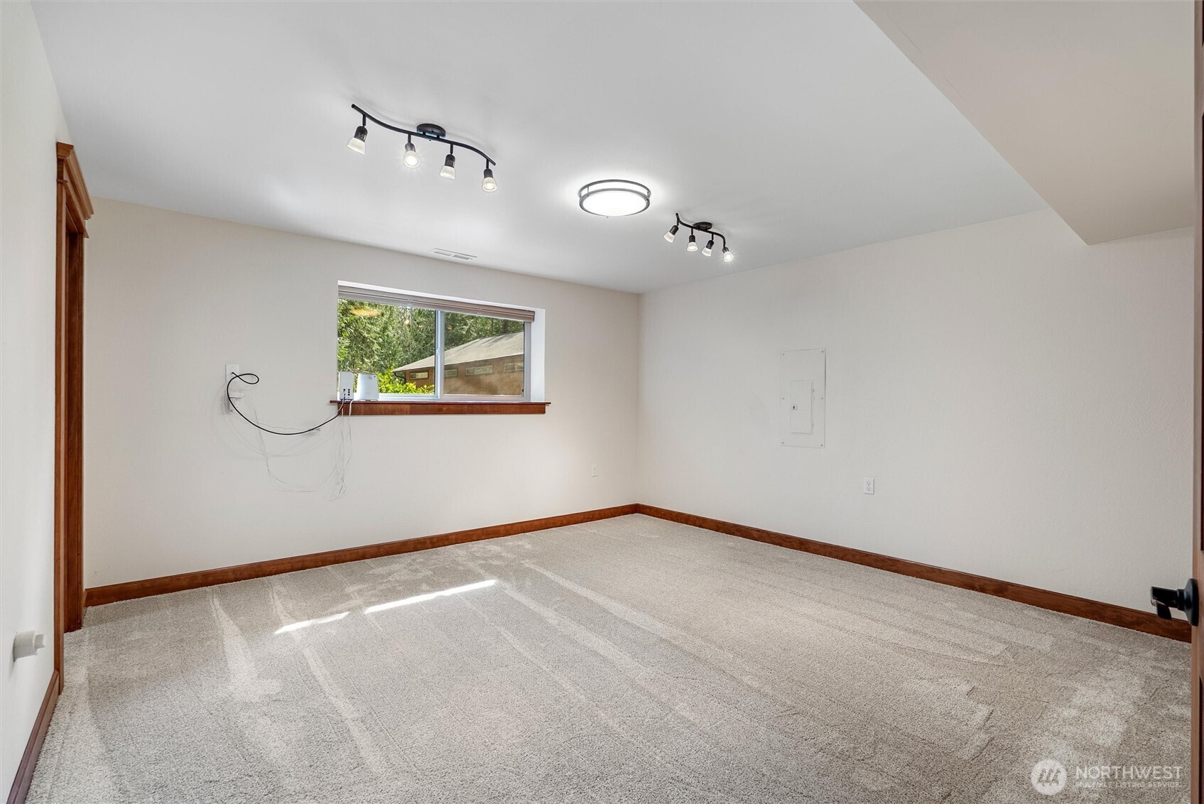 27422 Southeast 236th Street Maple Valley, WA 98038 - Photo 20 of 34