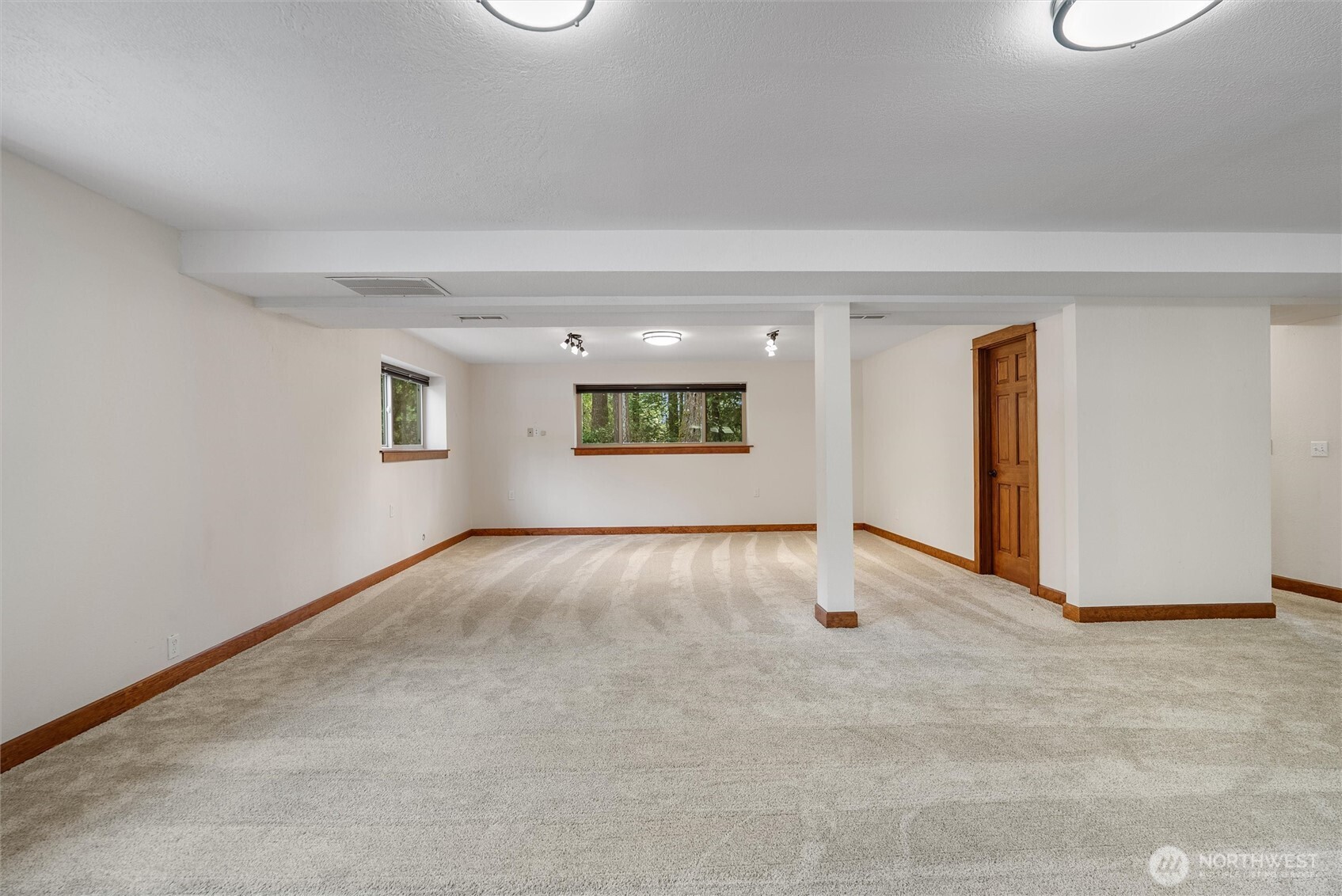 27422 Southeast 236th Street Maple Valley, WA 98038 - Photo 24 of 34