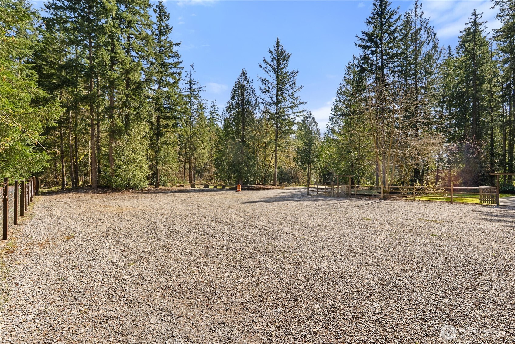 27422 Southeast 236th Street Maple Valley, WA 98038 - Photo 30 of 34