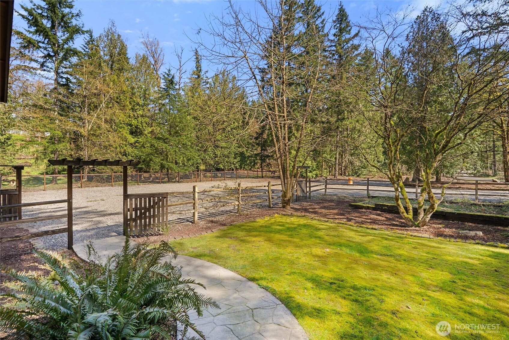 27422 Southeast 236th Street Maple Valley, WA 98038 - Photo 31 of 34