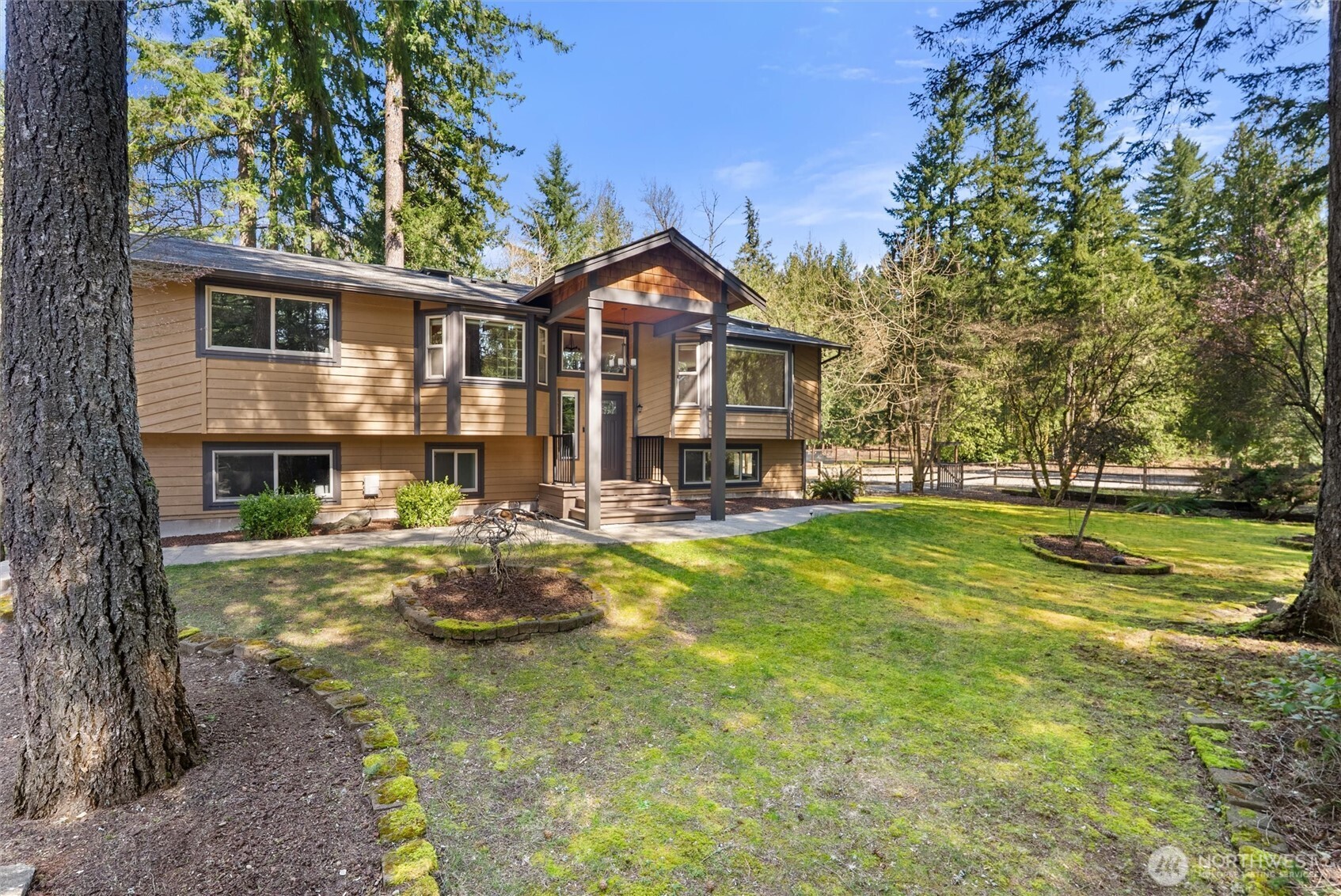 27422 Southeast 236th Street Maple Valley, WA 98038 - Photo 4 of 34