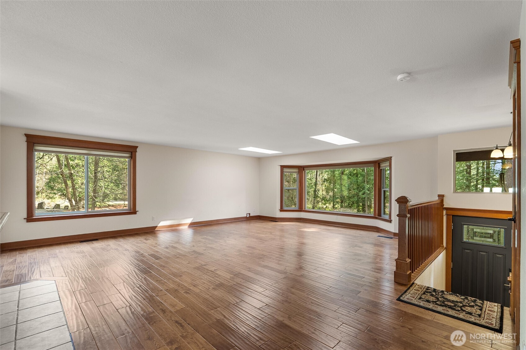 27422 Southeast 236th Street Maple Valley, WA 98038 - Photo 5 of 34