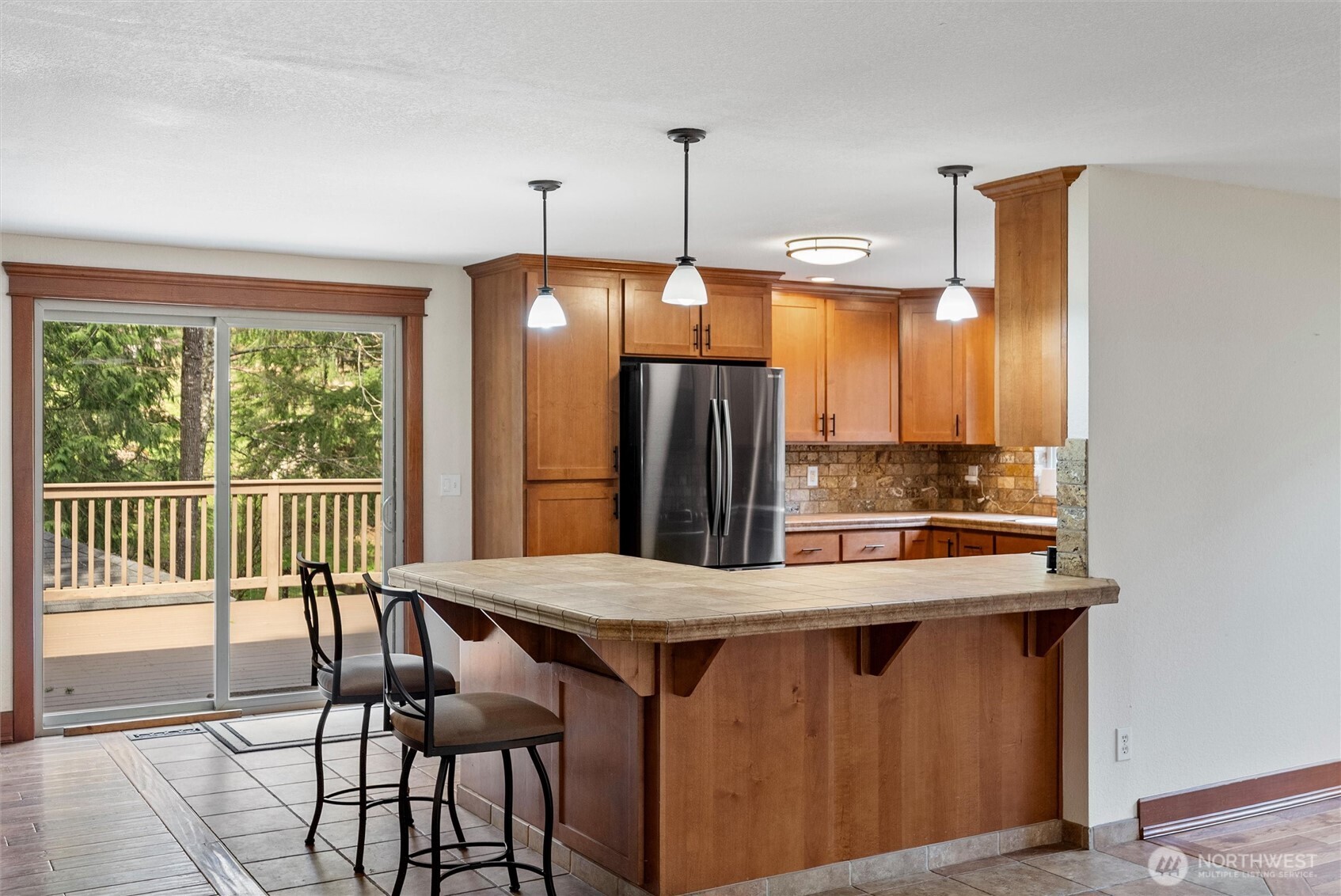27422 Southeast 236th Street Maple Valley, WA 98038 - Photo 10 of 34