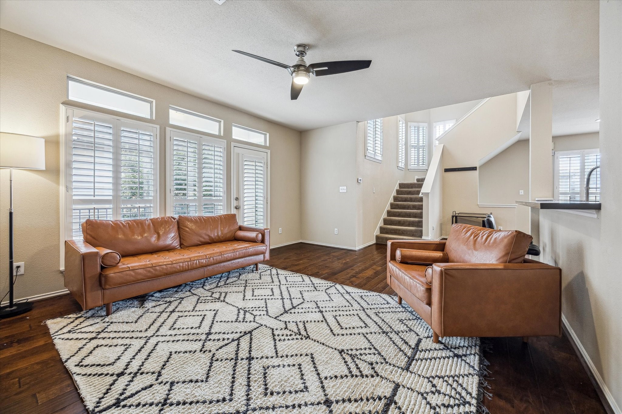 5239 Schuler Street, Unit C Houston, TX 77007 - Photo 3 of 21