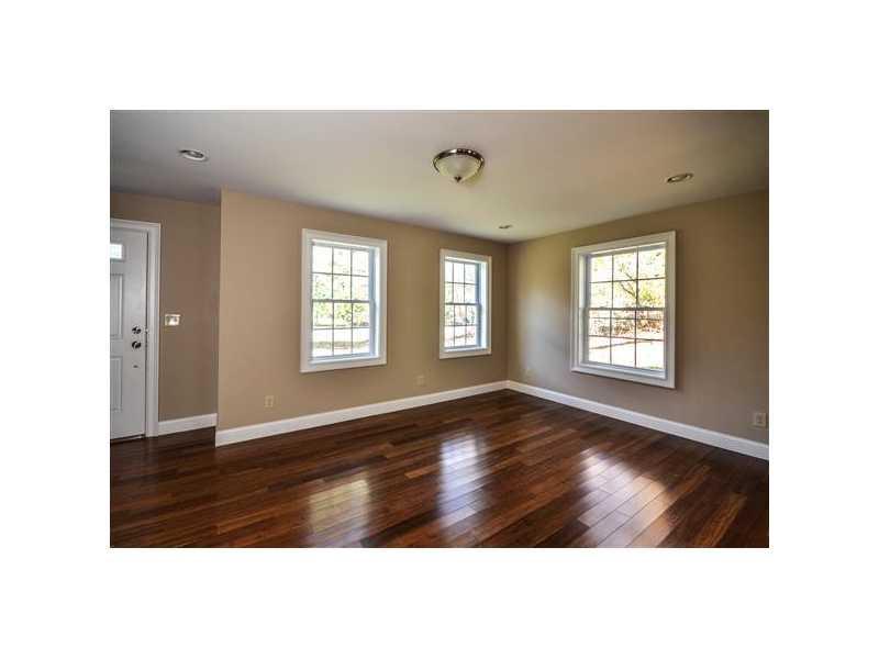 23 Reed Street Westbrook, ME 04092 - Photo 8 of 22 Living Room.