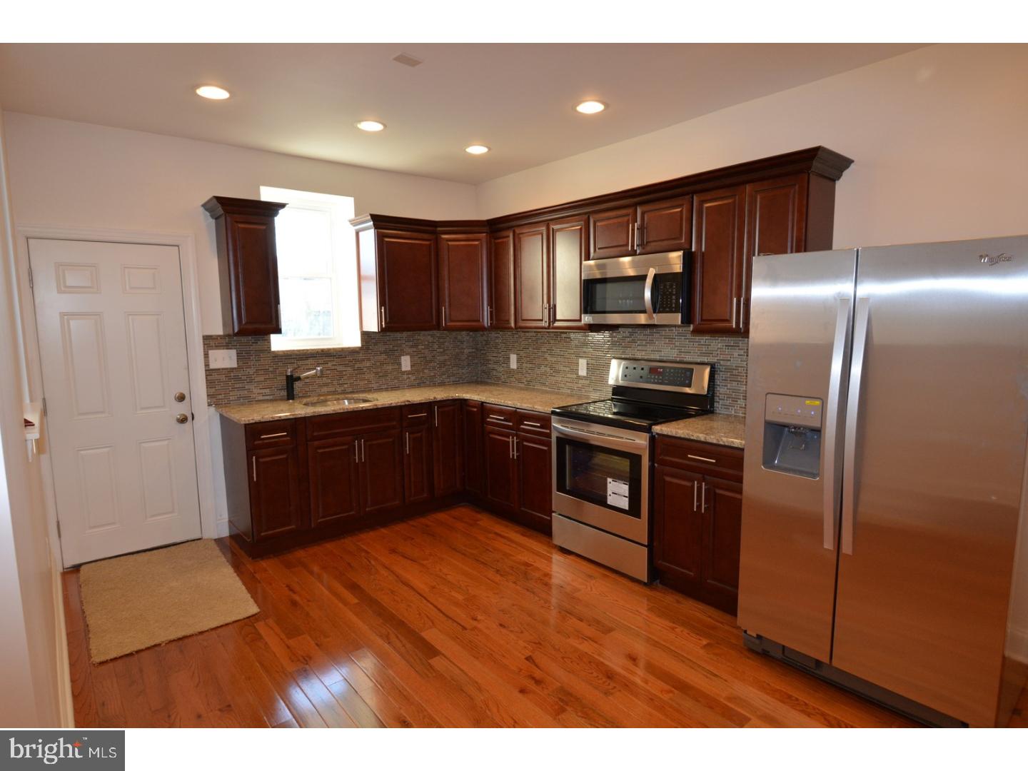 544 Marwood Road Philadelphia, PA 19120 - Photo 3 of 17 Kitchen