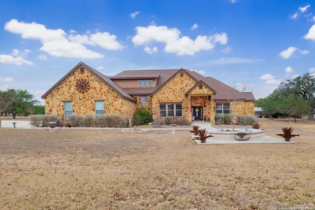 $1,275,000 | 103 Rio Grande Drive, Blanco, TX 78606