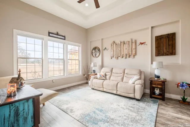 $1,275,000 | 103 Rio Grande Drive, Blanco, TX 78606