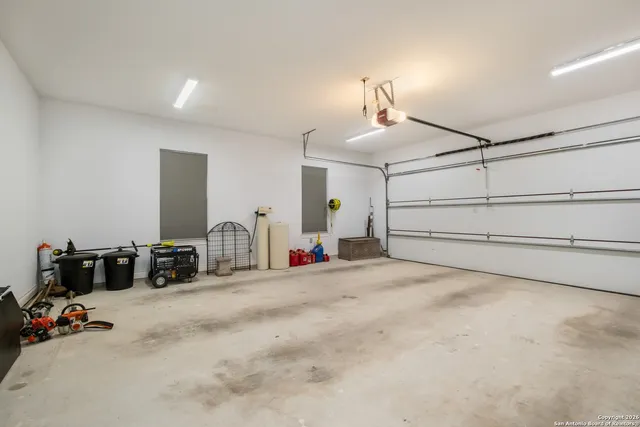 $1,275,000 | 103 Rio Grande Drive, Blanco, TX 78606