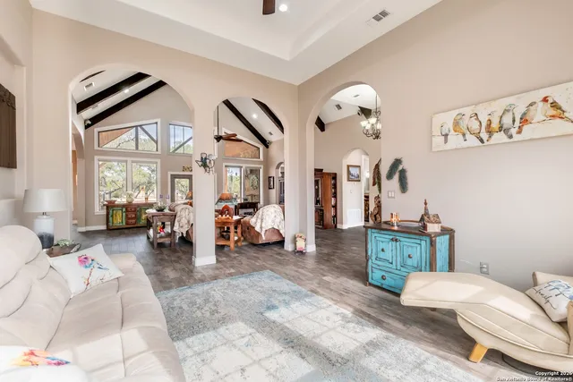 $1,275,000 | 103 Rio Grande Drive, Blanco, TX 78606