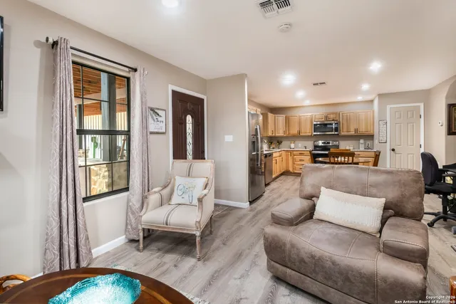 $1,275,000 | 103 Rio Grande Drive, Blanco, TX 78606