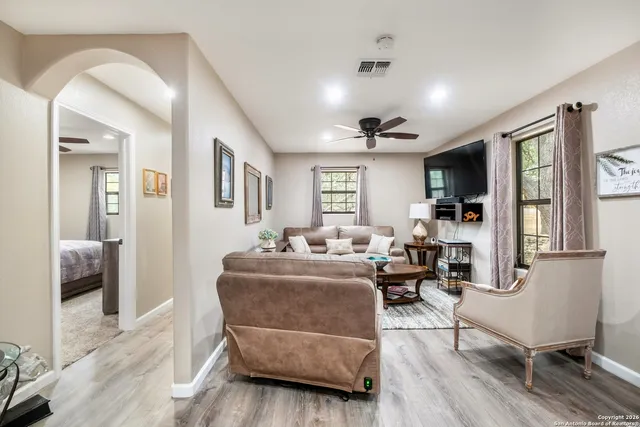 $1,275,000 | 103 Rio Grande Drive, Blanco, TX 78606