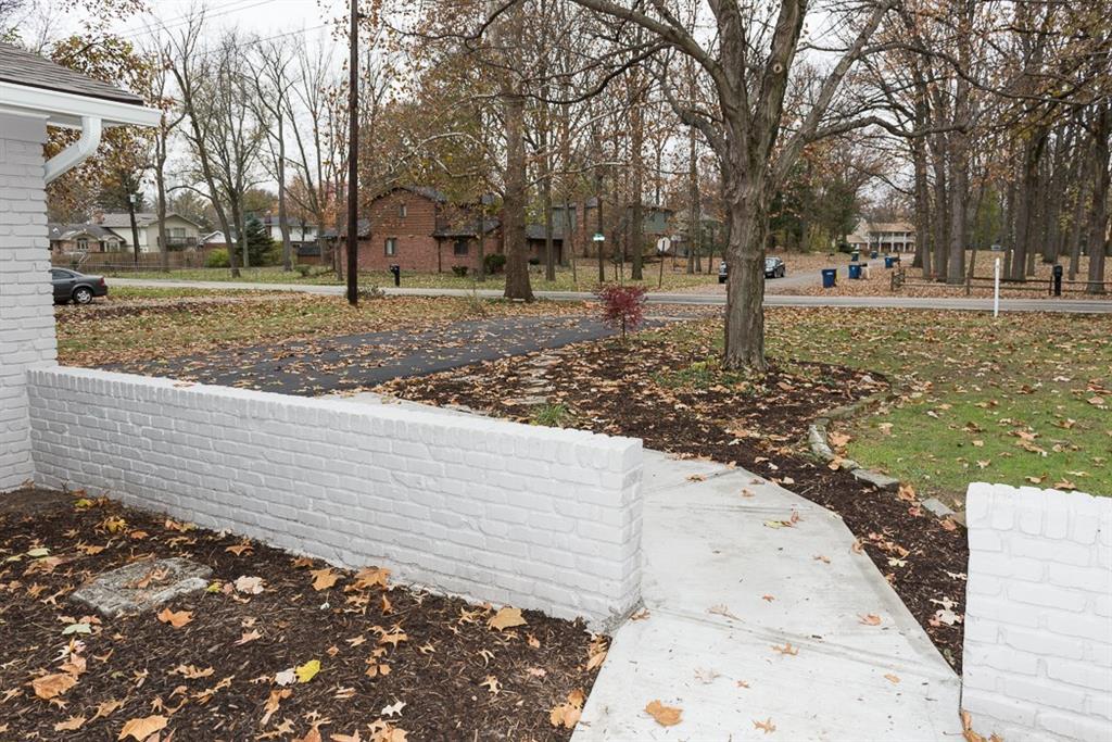 7353 Johnson Road Indianapolis, IN 46250 - Photo 4 of 25 Gallery Image 4