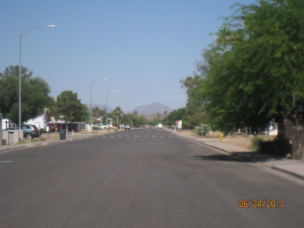1420 West Utopia Road Phoenix, AZ 85027 - Photo 22 of 23 Street View to East