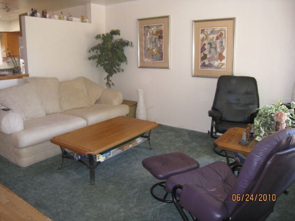 1420 West Utopia Road Phoenix, AZ 85027 - Photo 5 of 23 Formal Living Rm to Kitch