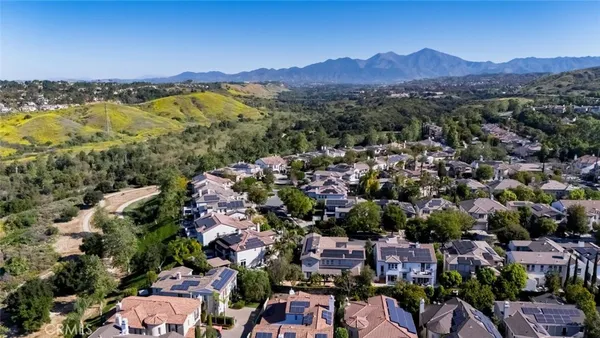 $2,499,000 | 17 Winslow Street, Ladera Ranch, CA 92694