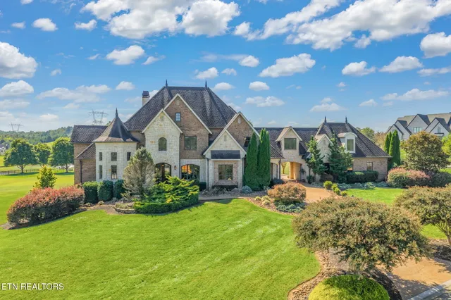 $2,700,000 | 203 Lake Forest Way, Louisville, TN 37777