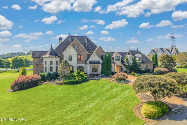 $2,700,000 | 203 Lake Forest Way, Louisville, TN 37777