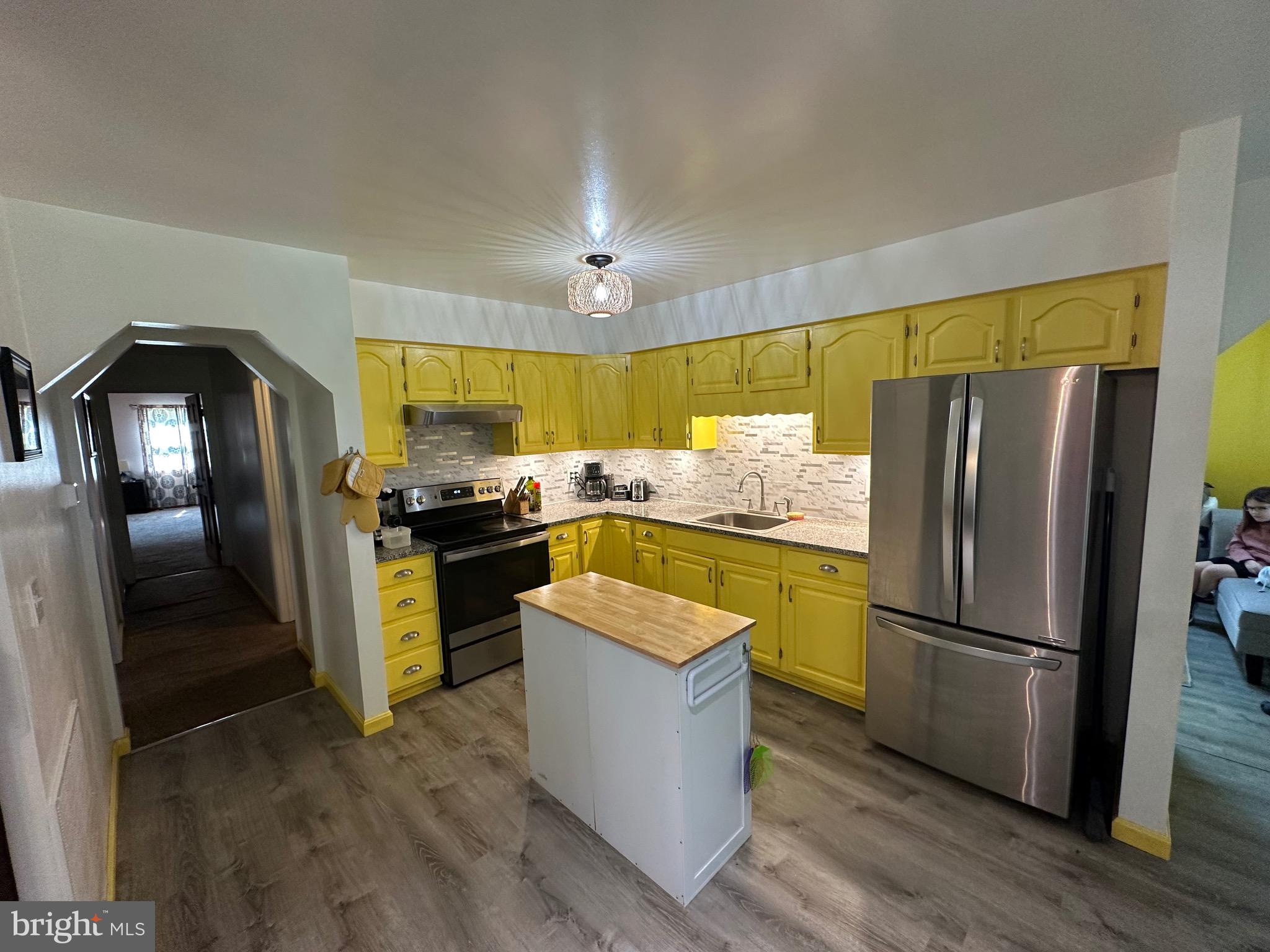121 Trail Road South Elizabethtown, PA 17022 - Photo 6 of 17 Gallery Image 6