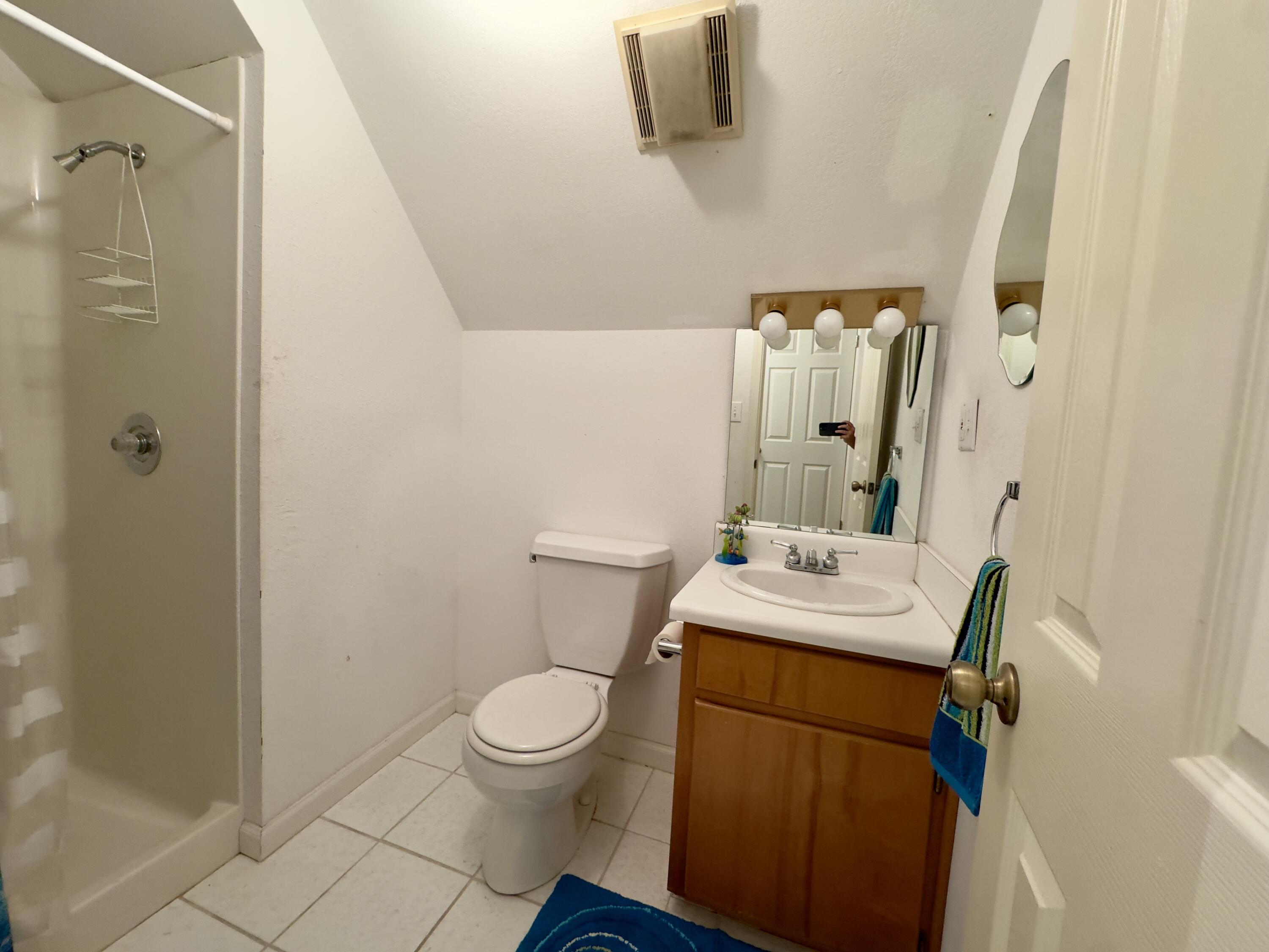 3955 Highway 77 Chipley, FL 32428 - Photo 40 of 54 Bathroom - 3rd Floor