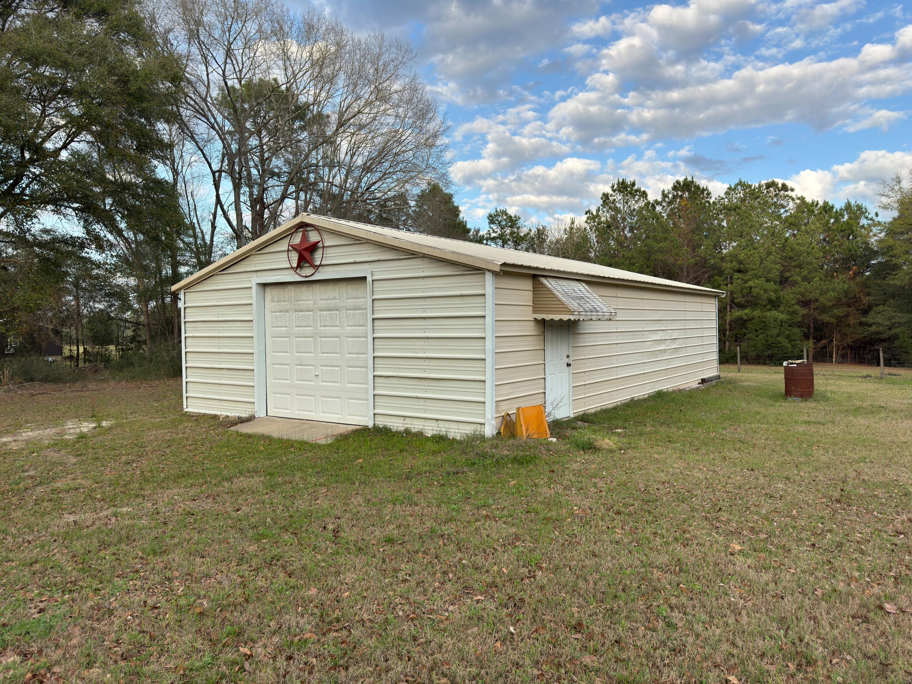 3955 Highway 77 Chipley, FL 32428 - Photo 45 of 54 Workshop