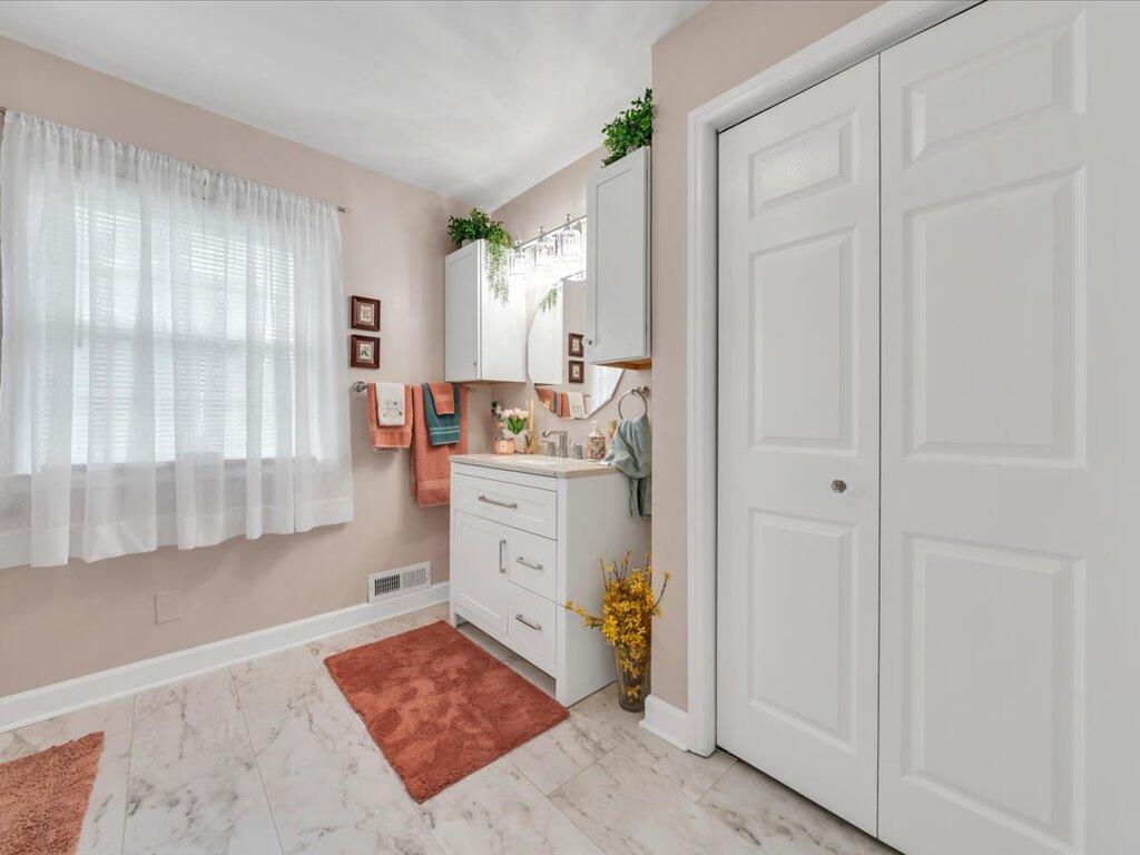 21 Thomas Road Collinsville, VA 24078 - Photo 27 of 49 27-MIB01597