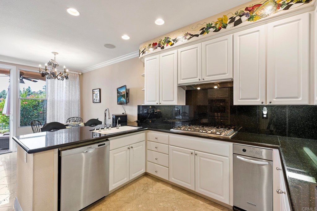 7057 Eider Court Carlsbad, CA 92011 - Photo 19 of 65