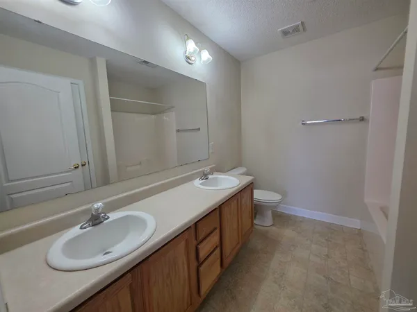 $1,750 | 720 Buoy Drive, Pensacola, FL 32507