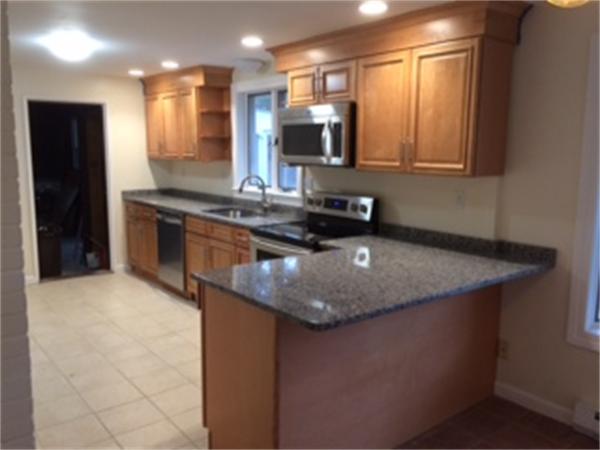 33 Amherst Road Beverly, MA 01915 - Photo 3 of 10 Gallery Image 3