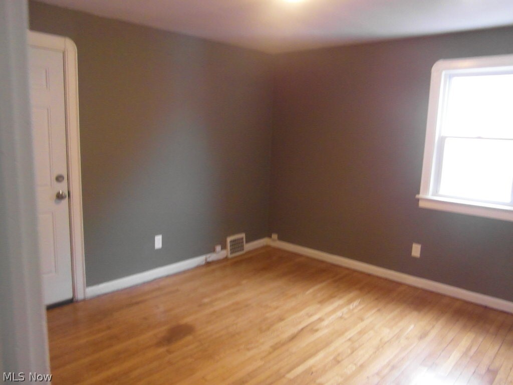 1222 Castleton Road Cleveland, OH 44121 - Photo 17 of 32 bedroom1 leads to upper porch
