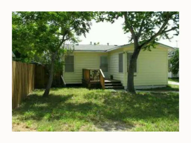 $1,500 | 3744 Aransas Street, Corpus Christi, TX 78411