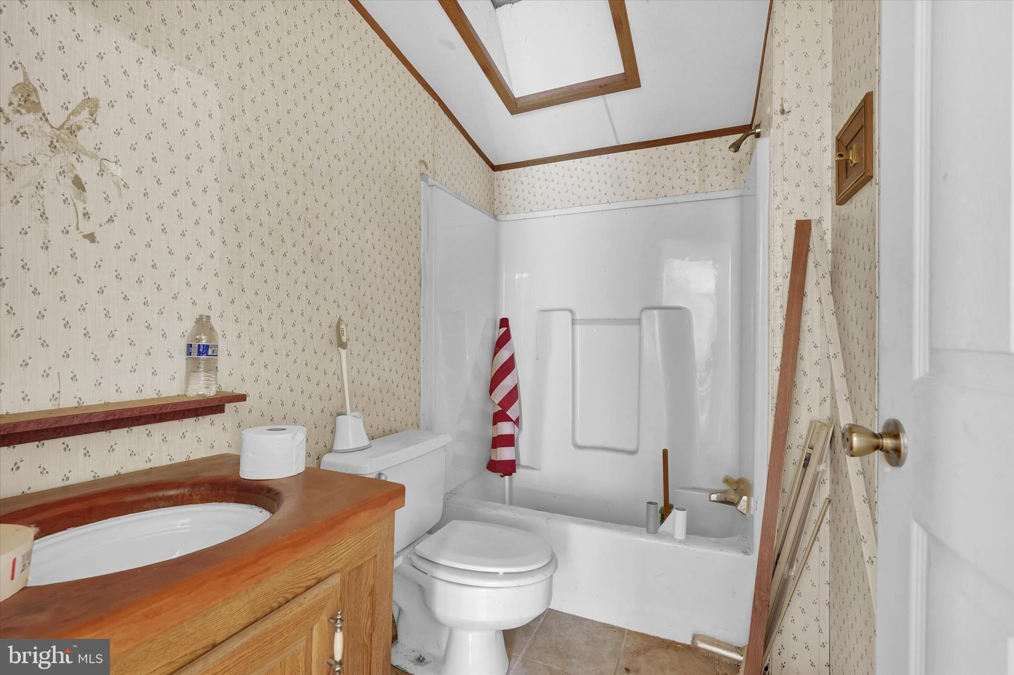 5050 Harmony Grove Road Dover, PA 17315 - Photo 15 of 36 Gallery Image 15