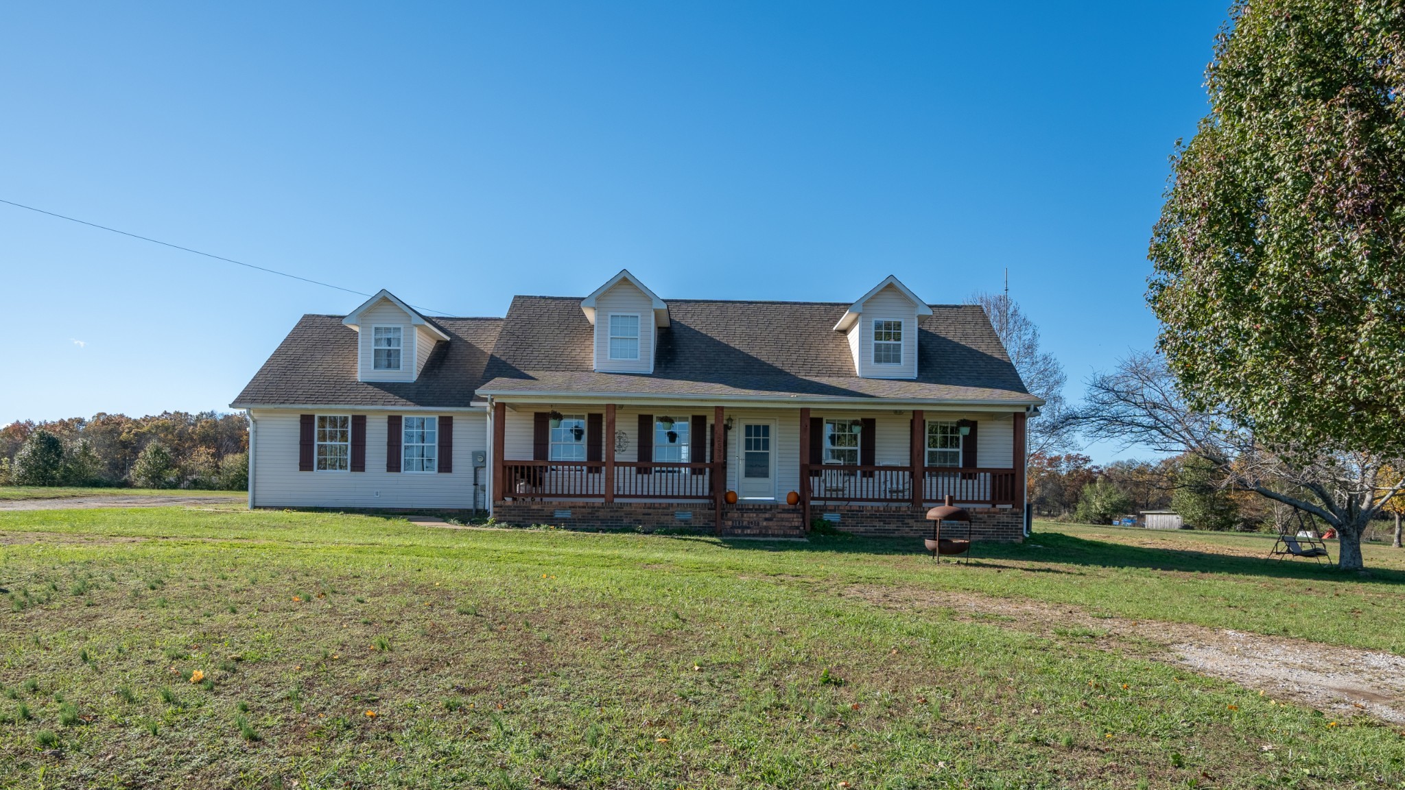 2533 Robertson Road Lawrenceburg, TN 38464 - Photo 1 of 36 Gallery Image 1