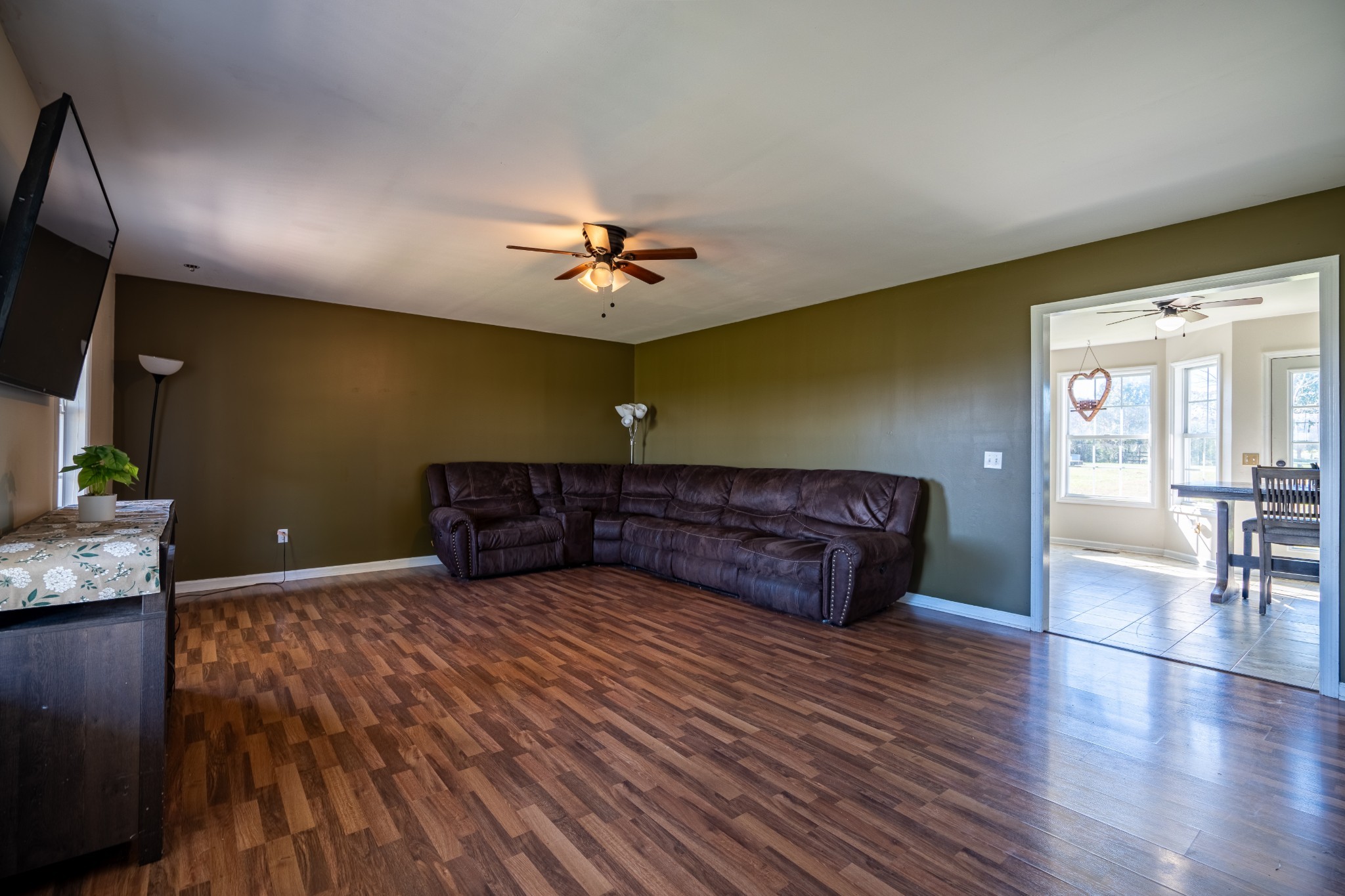 2533 Robertson Road Lawrenceburg, TN 38464 - Photo 12 of 36 Gallery Image 12