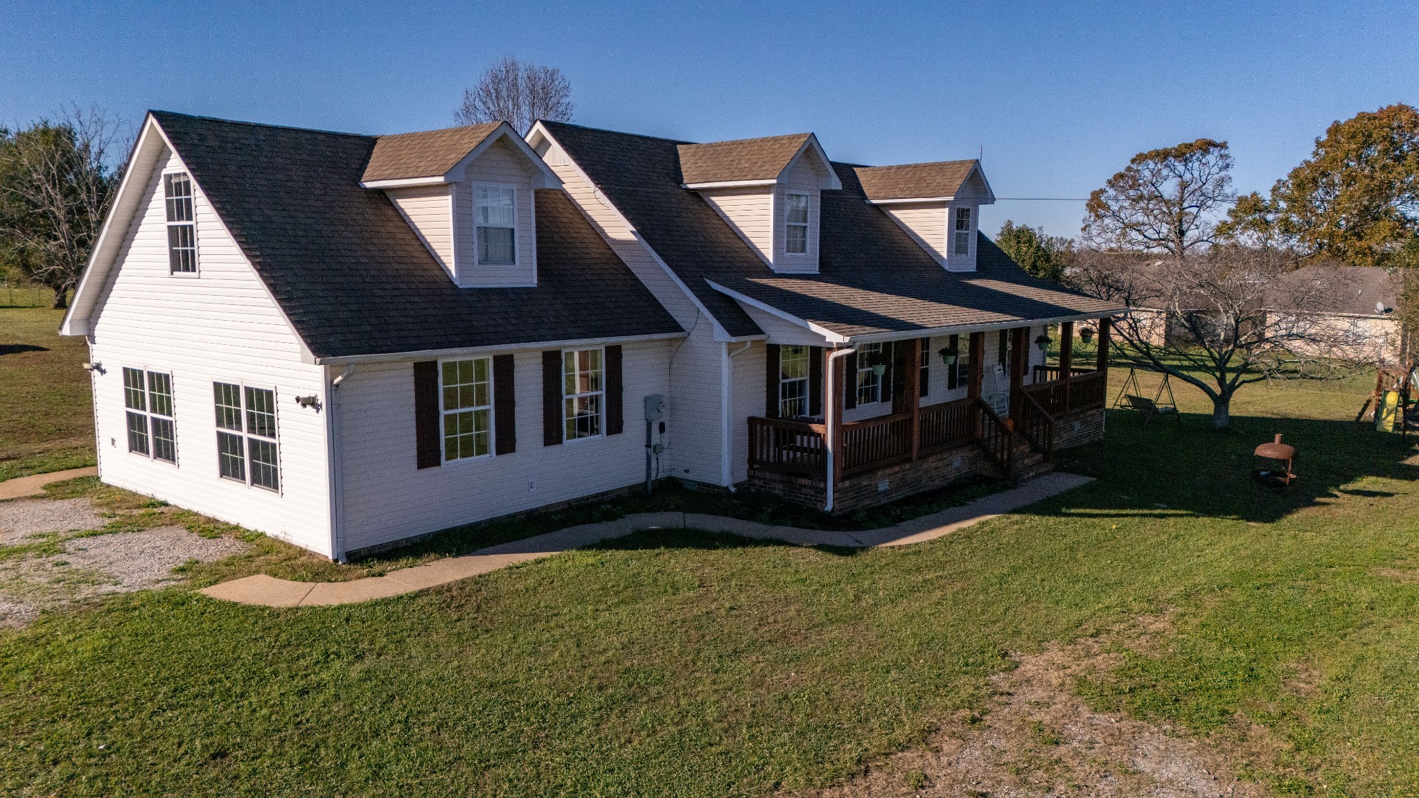2533 Robertson Road Lawrenceburg, TN 38464 - Photo 2 of 36 Gallery Image 2