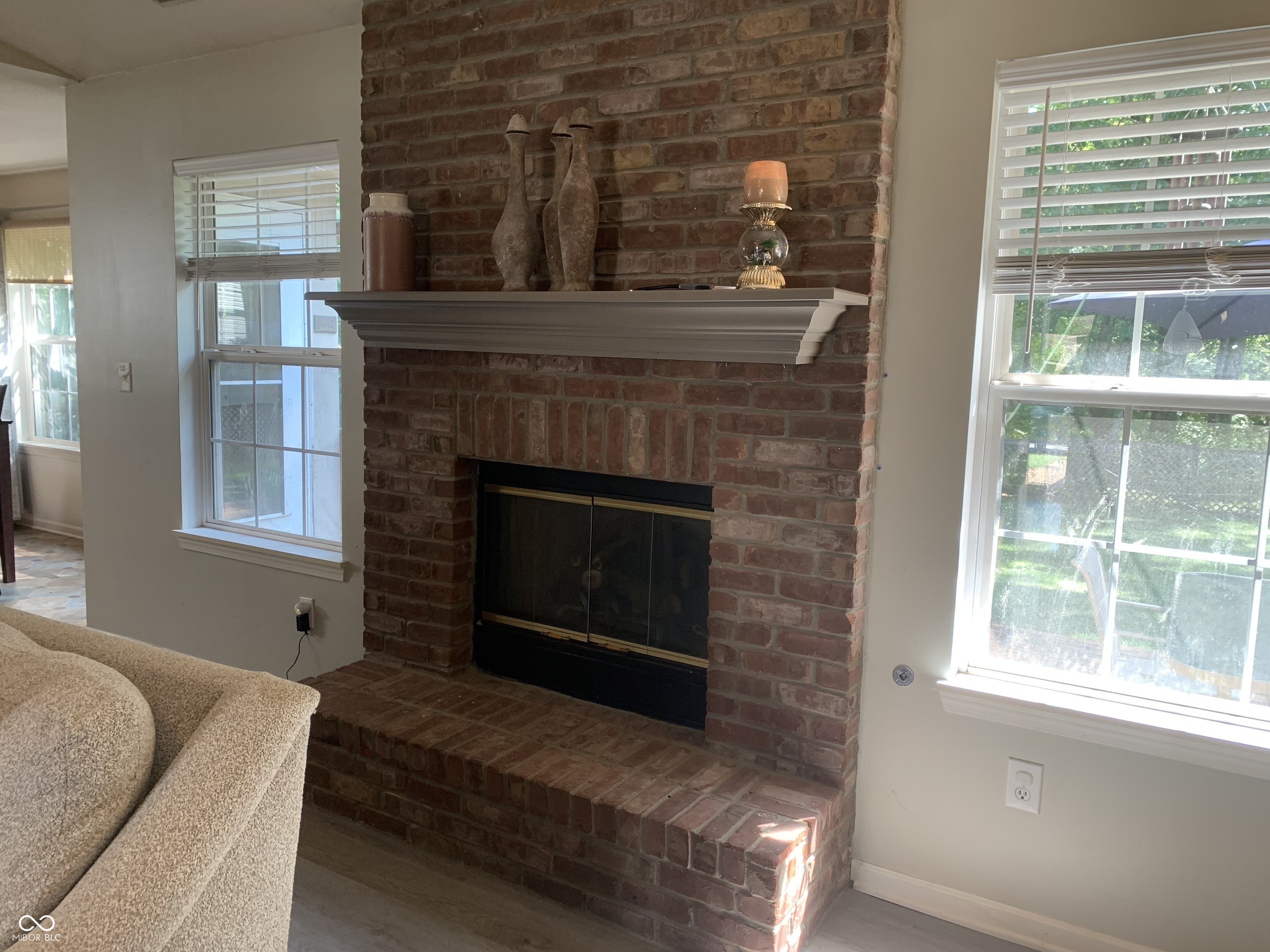 2887 Prairie Stream Way Columbus, IN 47203 - Photo 5 of 31