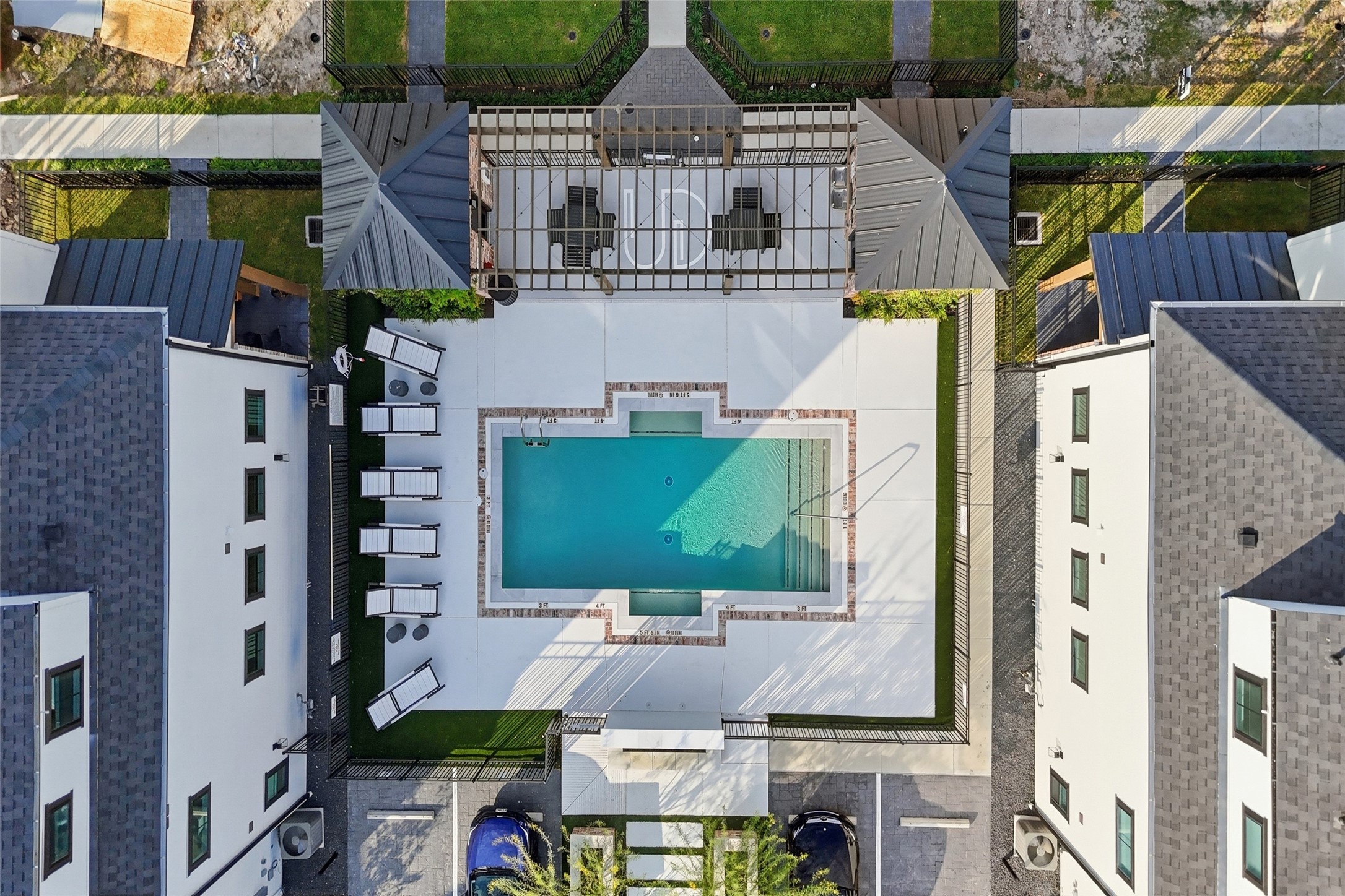 9216 Washington Heights Street Houston, TX 77063 - Photo 5 of 44