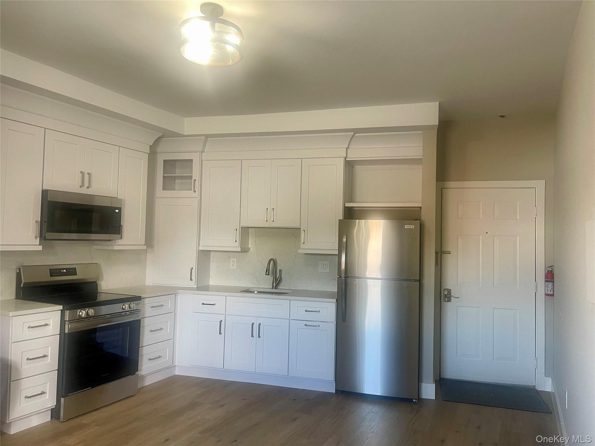 1106 Main Street, Unit 1 Fishkill, NY 12524 - Photo 9 of 13