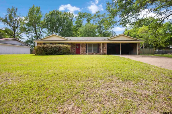 $149,000 | 607 Beverly Drive, Carthage, TX 75633